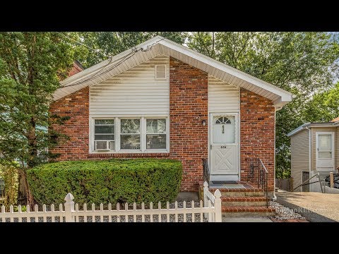 636 Park Ave, Revere MA - Maureen Schlegel - Tel: 781-883-6944