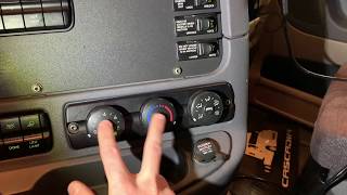 Resetting the HVAC System on First Generation Freightliner Cascadias