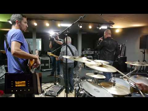 Cymatic Audio LP-16 live on stage with Go West & Nik Kershaw