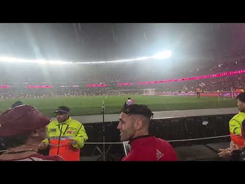 "River Plate vs Vélez. Apertura 2025" Barra: Los Borrachos del Tablón &bull; Club: River Plate