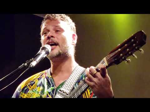 Moyseis Marques em Nós, os cegos de Moacyr Luz e Moyseis Marques