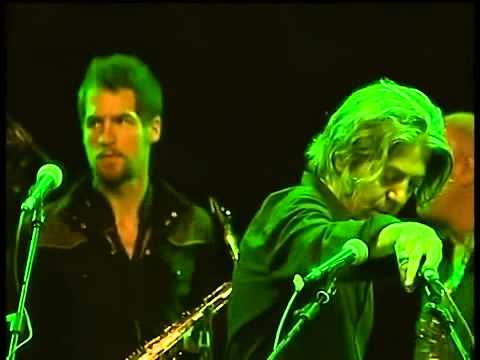 Enzo Avitabile e Cristoforo Micheli 'Gerardo nuvola é povere'