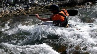 preview picture of video 'Kayak en el Río Pilón'