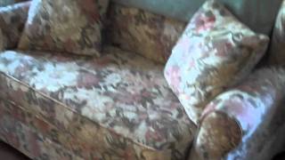 preview picture of video 'Franklin Room Atwood Inn Bed and Breakfast Franklin NH'