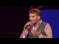 Theuns Jordaan Wie Se Kind Is Jy Met Dr Victor LIVE