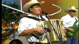 David Lee Garza y los Musicales - &quot;Me vuelvo a enamorar&quot; y &quot;Fuera de control&quot;