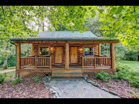 The Evergreen Cottage at Dancing Bear Lodge | Townsend, TN