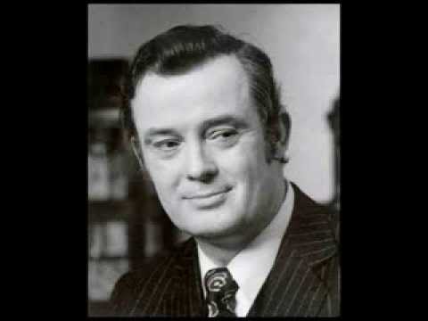 Die Allmacht, sung by James King