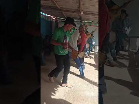 Minuana folia de São Sebastião Piçarrão Alto Paraíso Goiás,cantada pelos foliões de Colinas do Sul.