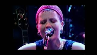 Cranberries Live at London 1994 - 07 - Not Sorry