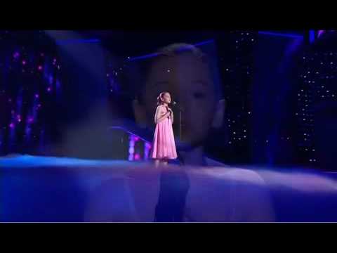 Hollie Steel Buckles & Cries on - Britains Got Talent 2009 Semi Final 2nd Winner HQ - Pt 1 Edelweiss