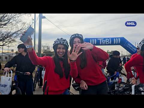 Estudiantes de Unión pusieron a rodar sus TuBi por el pueblo