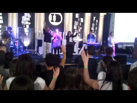 Peniel 2013 "ID" Timisoara - Cristocentric - Apa-i schimbat-o in vin