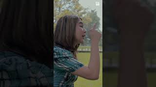 Download lagu Siapa yang sebenarnya Yang M3ngh4mili Hana hanifa mp3