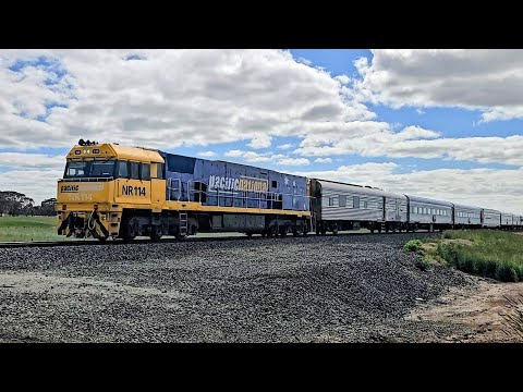 6MA8 down JBRE The Overland (NR114, 7V), Melbourne to Adelaide, 1000, 21/11/25, Wingeel VIC 