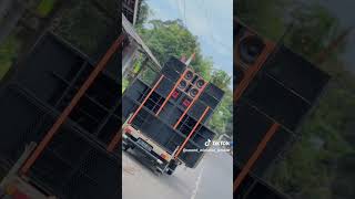 Download lagu dj takbiran 2025 horeg... mp3 Download lagu dj takbiran 2025 horeg... mp3