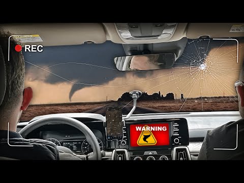 Une TORNADE se forme devant nous 🤯⚠️ (chasse aux orages) | Cody in Tornado Alley 2x01