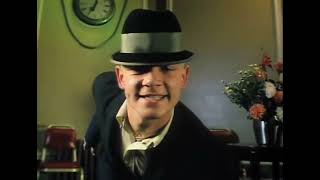 MADNESS - Bed and Breakfast Man