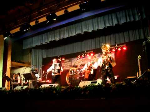 Denis Novato - Denis Polka - Denis Novato S prijatelji