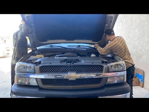 Installing HD hood on my nbs 2005 chevy Silverado extended cab