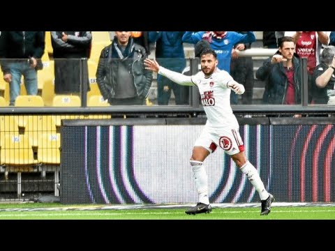 Youcef BELAILI, marque un beau but pour son équipe Stade Brest 29.