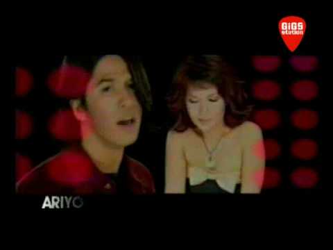 Ariyo Wahab & Dea Mirella - Biarkan Bintang Menari