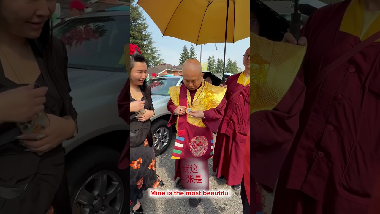 Beautiful Drashi Lhamo, Zakiram, Zashi Lhamo, pendant caught everyone’s attention