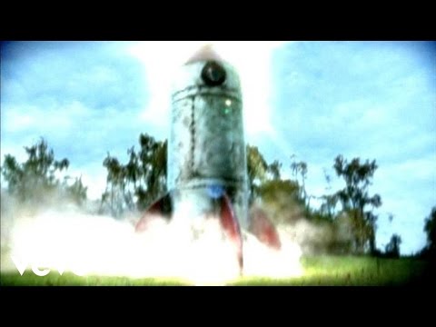 Intermission to the Moon Music Video by A Dream Too Late