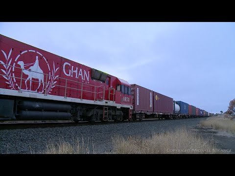 5MA5 Pacific National Intermodal Freight - PoathTV Australian Trains & Railways