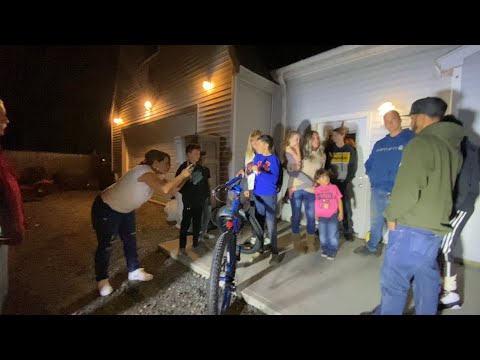 KID GOT GIFTED A NEW 2021 SE BIKE OM DURO