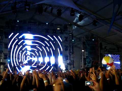 Satisfaction Remix - Erick Morillo @ Ultra Music Festival - WMC 2010 - March 27th 2010 Miami Florida
