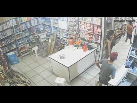 Jovem é detido acusado de furtar celular em Faxinal