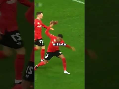 acest arbitru a greșit de 2 ori