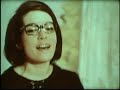 Nana Mouskouri - Scopitone - To feggari ine kokkino