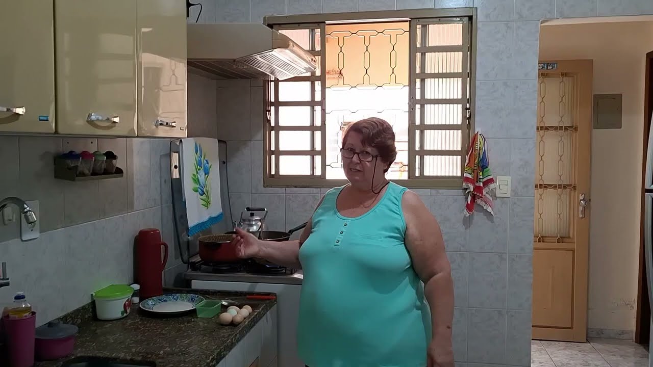 Farofa de cuscuz com calabresa/ Ovo molinho pedido de @GilDas88