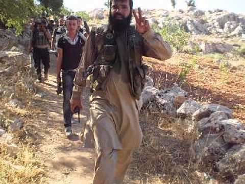 عودة عناصر لواء درع الجبل بعد السيطرة على قرية الرامي في ريف إدلب