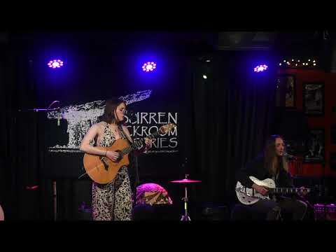 New Friends – Meira (Live at Earfull)