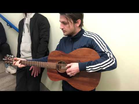 Skinny Living - Messiah (Live Acoustic)