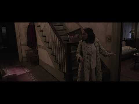 Conjuring : Les Dossiers Warren - Les filles vous devriez déjà dormir il me semble