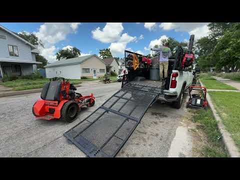 She Was Abandoned by Her Lawn Guy… I Took Over for FREE