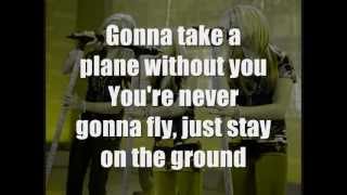 Clique Girlz - Never Gonna Fly Lyrics