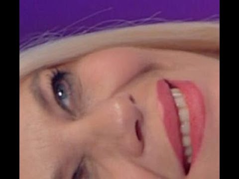 ✅  Eleonora Daniele mamma, prima foto di Carlotta: “Eccoti, amore mio!”