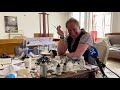 Jacques Tange beschildert ook kapjes voor je broodmolen