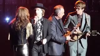 Beck - Girl Dreams w/ Jenny Lewis @ Madison Square Garden, NYC 2018