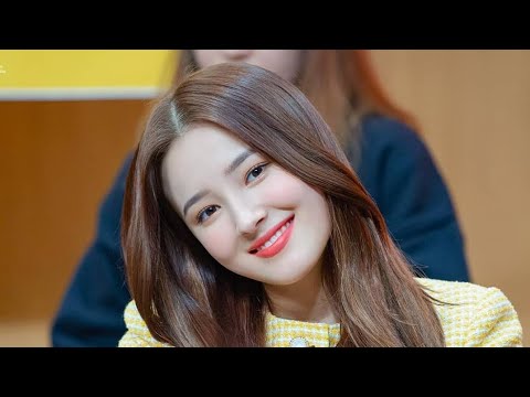 CUTE NANCY JEWEL McDONIE BODY MEASUREMENT (HEIGHT,WEIGHT,BREAST,BRA,CUP,WAIST,HIP ) | GIRLS OF WOODS