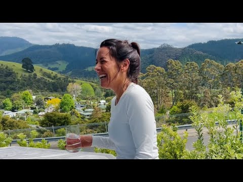 BODYBUILDER and a BLONDE *Dynamite Joke* 😂