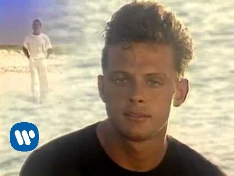 Luis Miguel - Tengo Todo Excepto A Ti (Official Music Video)