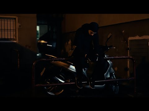 Skinny Flex - LA STREET (Official Video)