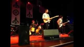 No One Needs To Know - The Jungle Giants (Live) Costa Hall Geelong 2012