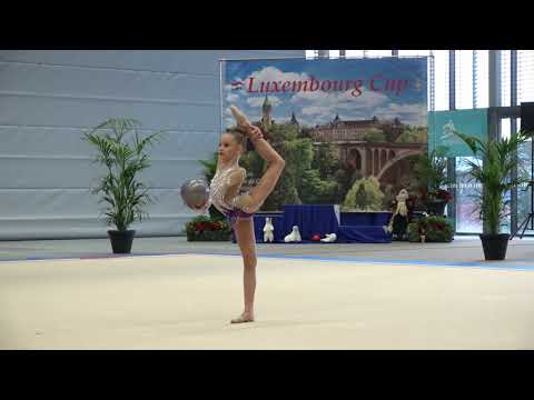 Belyakova Alisa 2009 ball